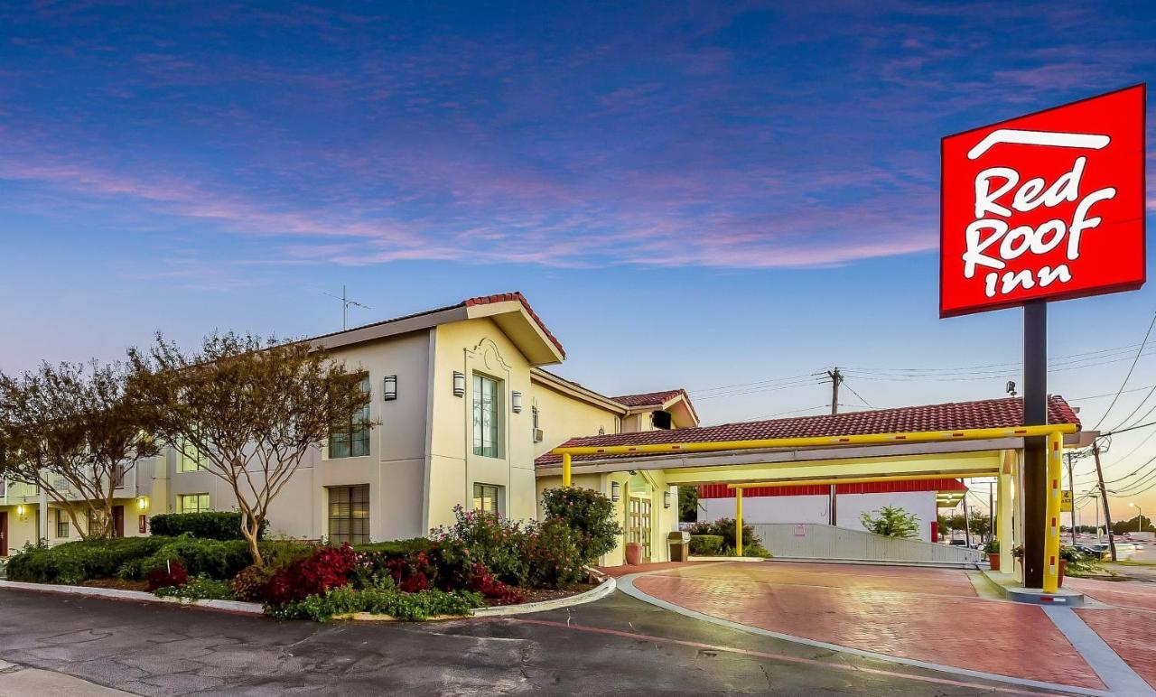 Red Roof Inn Plano Exterior photo