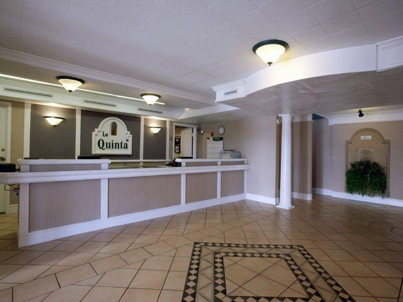 Red Roof Inn Plano Interior photo