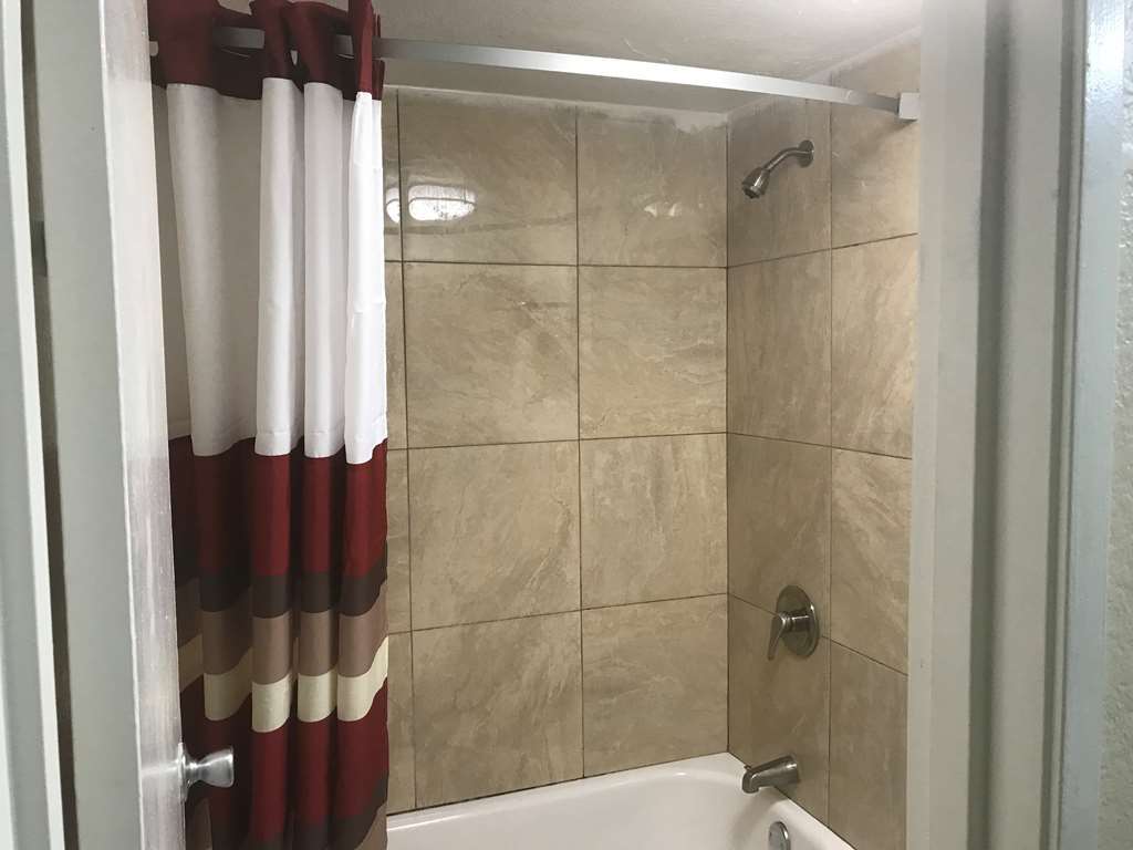 Red Roof Inn Plano Room photo