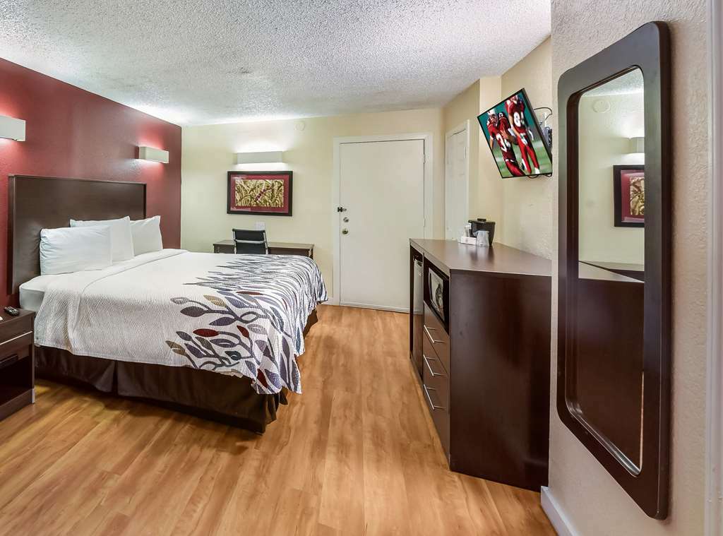 Red Roof Inn Plano Room photo